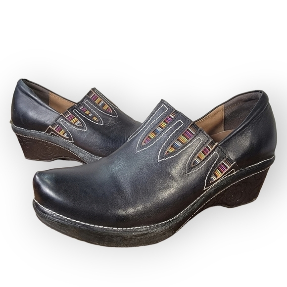 L'Artiste by Spring Step Scribble Slip- On Clogs Size 39 - Picture 13 of 13